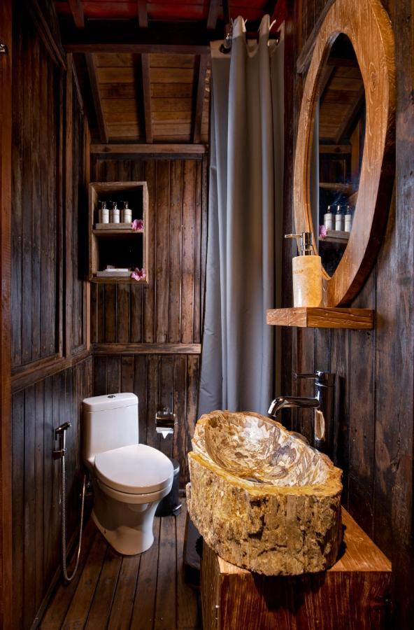 Abian Taksu Suite & Villas เตกากาลัง ภายนอก รูปภาพ