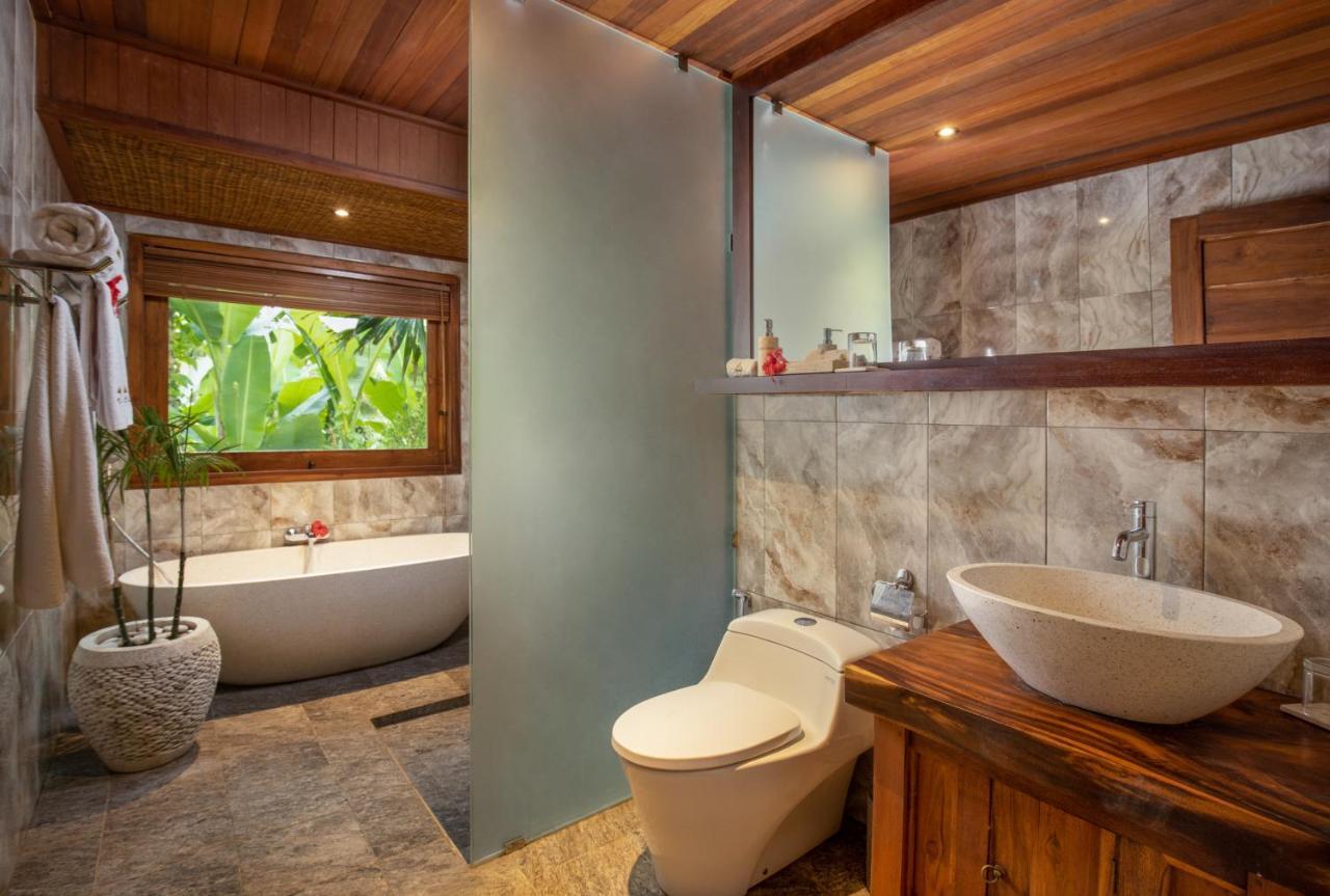 Abian Taksu Suite & Villas เตกากาลัง ภายนอก รูปภาพ