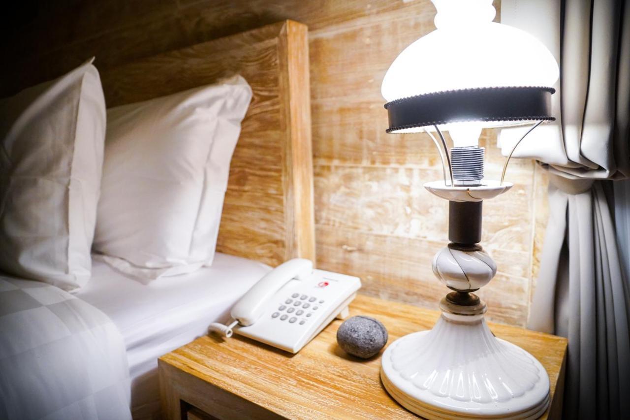 Abian Taksu Suite & Villas เตกากาลัง ภายนอก รูปภาพ